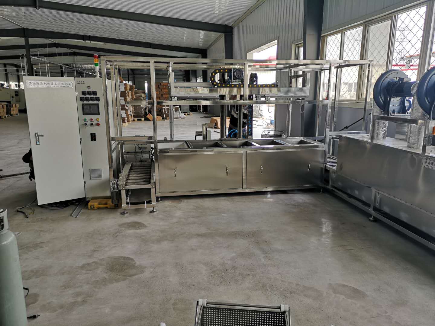 全自動(dòng)超聲波清洗機(jī)在出廠前需要哪些安裝調(diào)試？